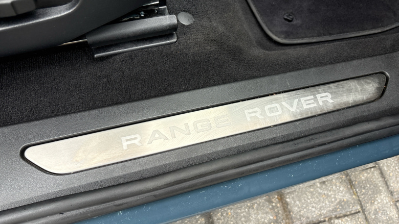 Land Rover Range Rover Evoque 2.0 D200 Dynamic SE 5dr Auto Diesel Hatchback